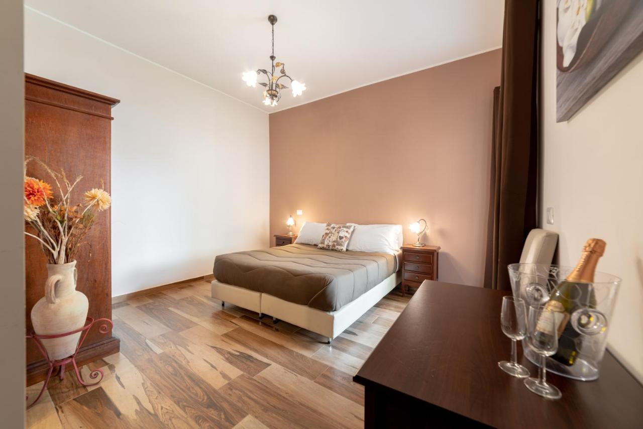 Myricae Rooms Affittacamere No Late Arrival Фьюмичино Экстерьер фото