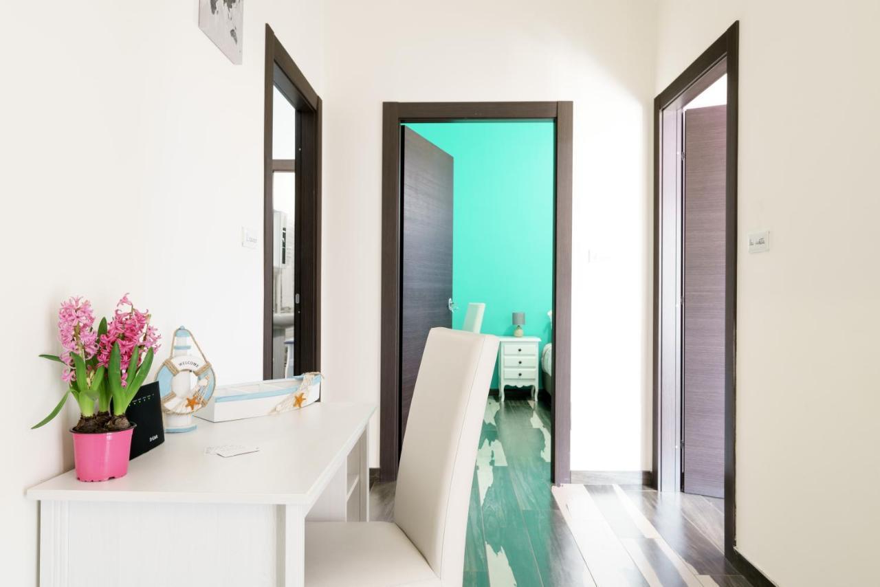 Myricae Rooms Affittacamere No Late Arrival Фьюмичино Экстерьер фото