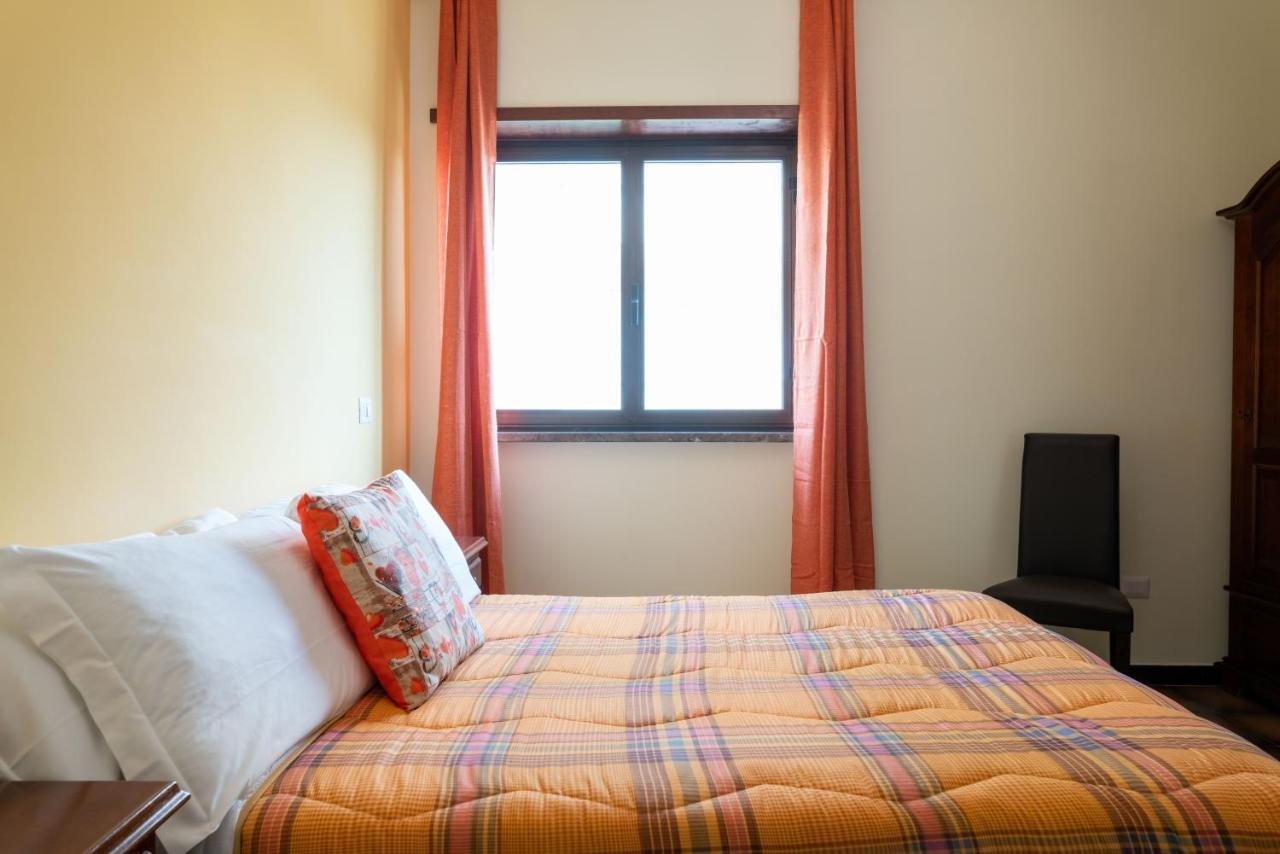 Myricae Rooms Affittacamere No Late Arrival Фьюмичино Экстерьер фото